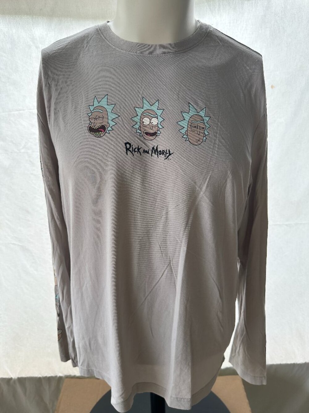 Rick and Morty Cartoon Network Men's Light Gray Long Sleeve T Shirt Size Medium